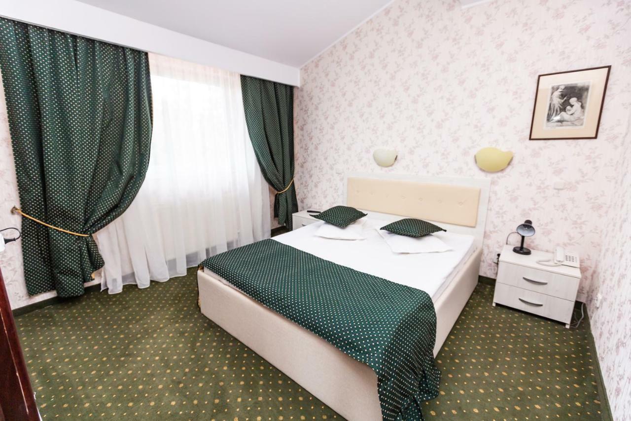 Hotel Miraj - Restaurant & Sauna & Biliard Poiana Brasov Εξωτερικό φωτογραφία